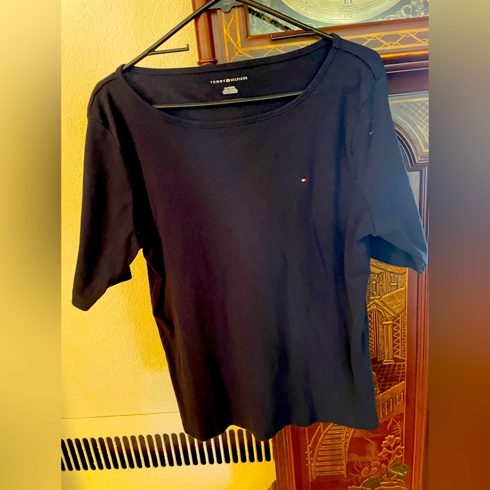 XL Navy Blue Tommy Hilfiger Women’s Tee